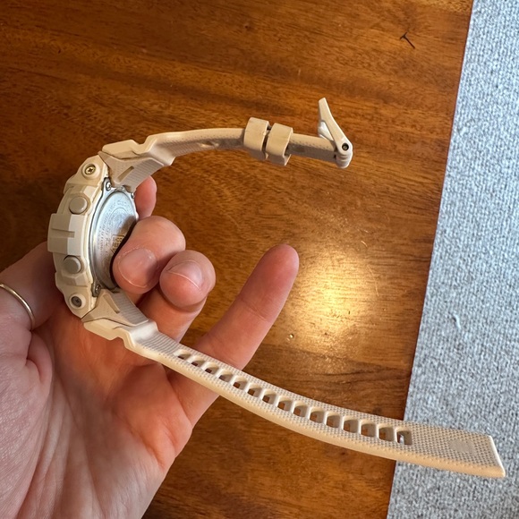 Casio G-Shock Beige Digital Watch - Picture 2 of 3